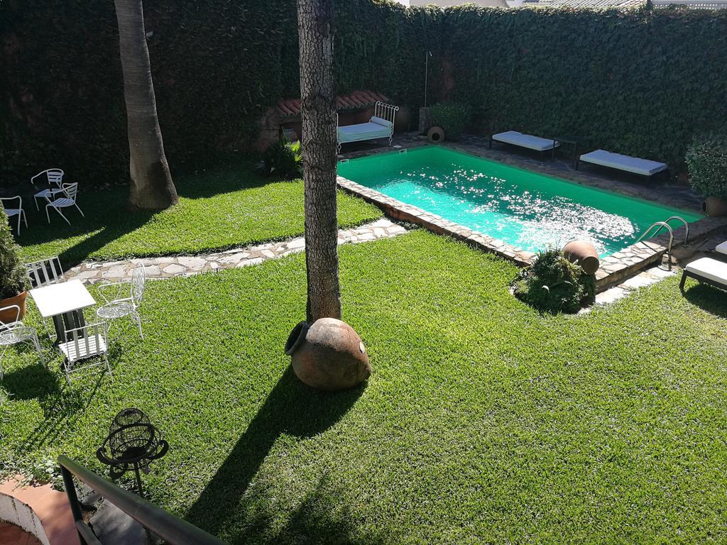 La Tierra Roja Villa Aliseda Bagian luar foto